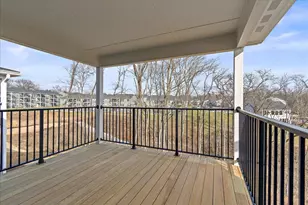 532 Foxhill Dr, Crescent Springs, KY 41017 - Photo 21