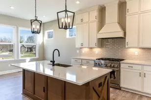 738 Man O War Blvd, Union, KY 41091 - Photo 17