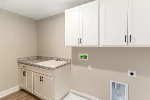 738 Man O War Blvd, Union, KY 41091 - Photo 31