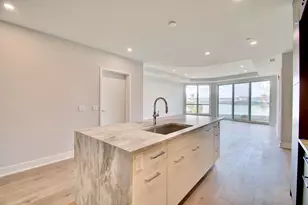 800 Ovation Wy, Newport, KY 41071 - Photo 13