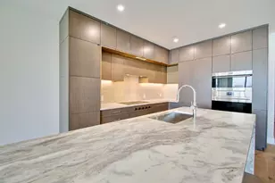 800 Ovation Wy, Newport, KY 41071 - Photo 11