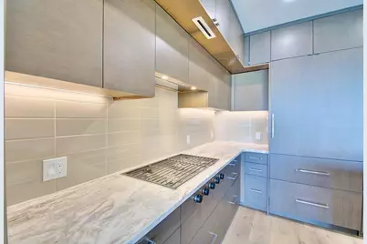 800 Ovation Way #216, Newport, KY 41071 - Photo 9