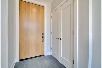 800 Ovation Way #216, Newport, KY 41071 - Photo 3