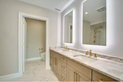 1000 Ovation Way #420, Newport, KY 41071 - Photo 19