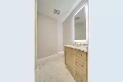 1000 Ovation Way #420, Newport, KY 41071 - Photo 23