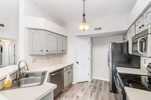 2111 Clareglen Dr, Crescent Springs, KY 41017 - Photo 9