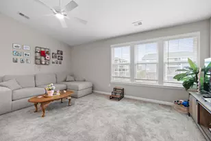 2538 Elyria Ct, Crescent Springs, KY 41017 - Photo 3