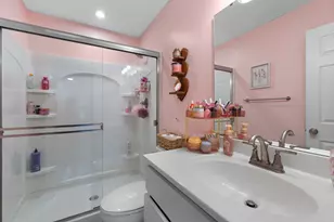 2538 Elyria Ct, Crescent Springs, KY 41017 - Photo 7