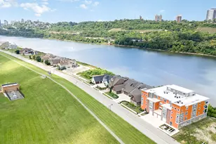 605 Manhattan Blvd, Dayton, KY 41074 - Photo 1