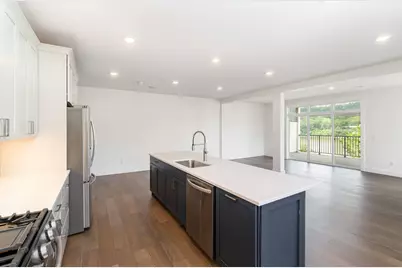 617 Manhattan Boulevard #204, Dayton, KY 41074 - Photo 5