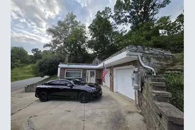 1216 E Henry Clay Avenue, Covington, KY 41011 - Photo 1