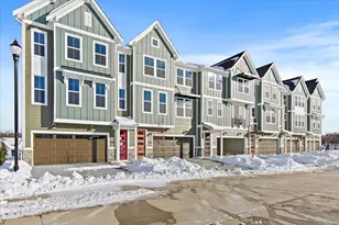 274 Meridian Wy, Fort Mitchell, KY 41017 - Photo 1