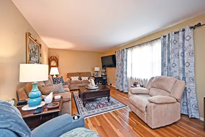 108 Honeysuckle Drive, Florence, KY 41042 - Photo 7