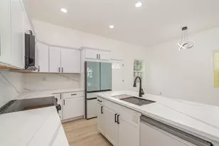 1904 Greenup St, Covington, KY 41011 - Photo 9