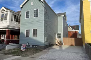 1904 Greenup St, Covington, KY 41011 - Photo 1