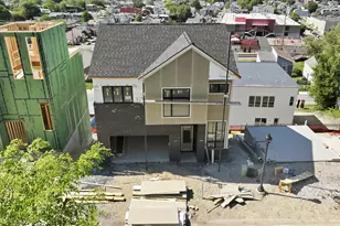 41 W 14th St, Newport, KY 41071 - Photo 1