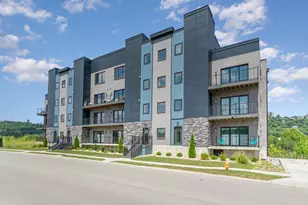 739 Manhattan Blvd, Dayton, KY 41074 - Photo 1