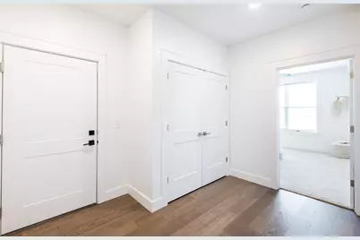 617 Manhattan Boulevard #401, Dayton, KY 41074 - Photo 3