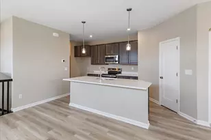 1338 Parkside Dr, Alexandria, KY 41001 - Photo 3