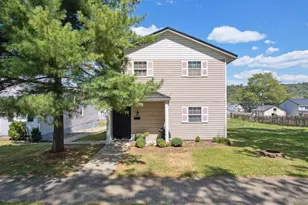 421 Forest Ave, Maysville, KY 41056 - Photo 1