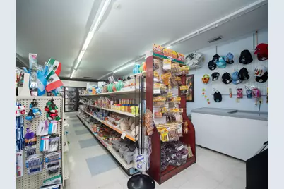 301 W 34th Street, Covington, KY 41015 - Photo 5