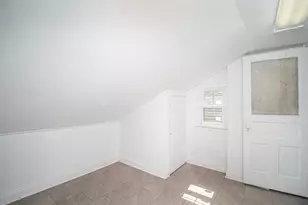 226 W 10th St, Newport, KY 41071 - Photo 15