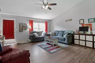 2280 Edenderry Dr, Crescent Springs, KY 41017 - Photo 3