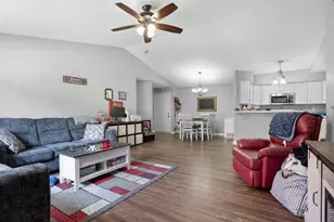 2280 Edenderry Dr, Crescent Springs, KY 41017 - Photo 5