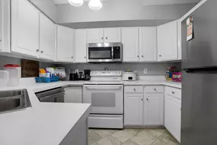 2280 Edenderry Dr, Crescent Springs, KY 41017 - Photo 11