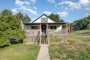 418 Huntington Ave, Melbourne, KY 41059 - Photo 3