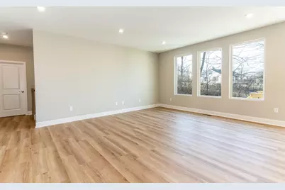 10626 Cotswold Way, Covington, KY 41015 - Photo 9