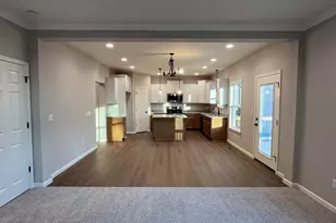 1218 Breckenridge Ln, Hebron, KY 41048 - Photo 9