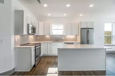 284 Manhattan Boulevard #4, Dayton, KY 41074 - Photo 3