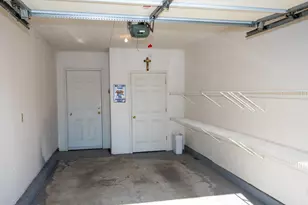 387 Deepwoods Dr, Newport, KY 41076 - Photo 15