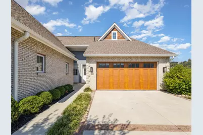 385 Manhattan Boulevard, Dayton, KY 41074 - Photo 1