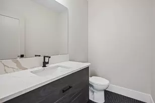 765 E 11th St, Newport, KY 41071 - Photo 37