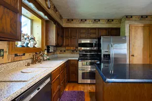 57 Kimberly Dr E, Fort Thomas, KY 41075 - Photo 3