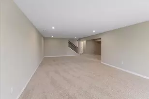 1321 Parkside Dr, Alexandria, KY 41001 - Photo 9