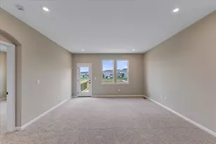 1321 Parkside Dr, Alexandria, KY 41001 - Photo 5