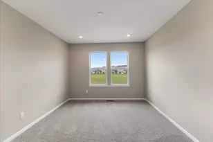 1325 Parkside Dr, Alexandria, KY 41001 - Photo 13