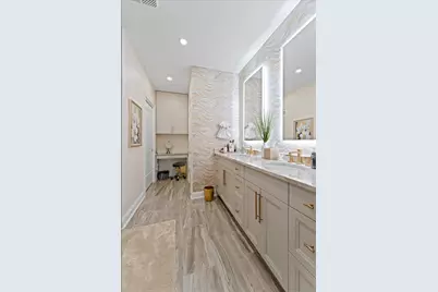 600 Ovation Way #312, Newport, KY 41071 - Photo 25