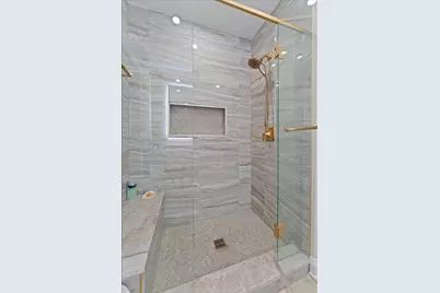 600 Ovation Way #312, Newport, KY 41071 - Photo 27