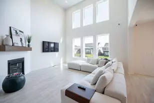 2785 Shellbark Cir, Villa Hills, KY 41017 - Photo 9