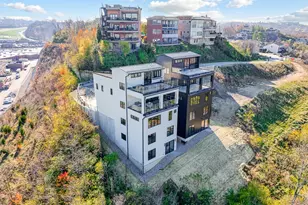 737 E 11th St, Newport, KY 41071 - Photo 1