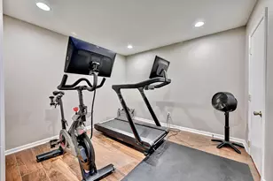 12 Rossmoyne Dr, Crestview Hills, KY 41017 - Photo 47