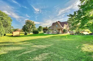 12 Rossmoyne Dr, Crestview Hills, KY 41017 - Photo 11