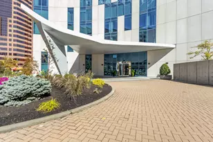 1 Roebling Wy, Covington, KY 41011 - Photo 1