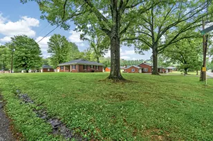 604 Robbins Ave S, Falmouth, KY 41040 - Photo 9