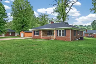 604 Robbins Ave S, Falmouth, KY 41040 - Photo 3