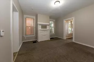 2009 Greenup St, Covington, KY 41014 - Photo 9